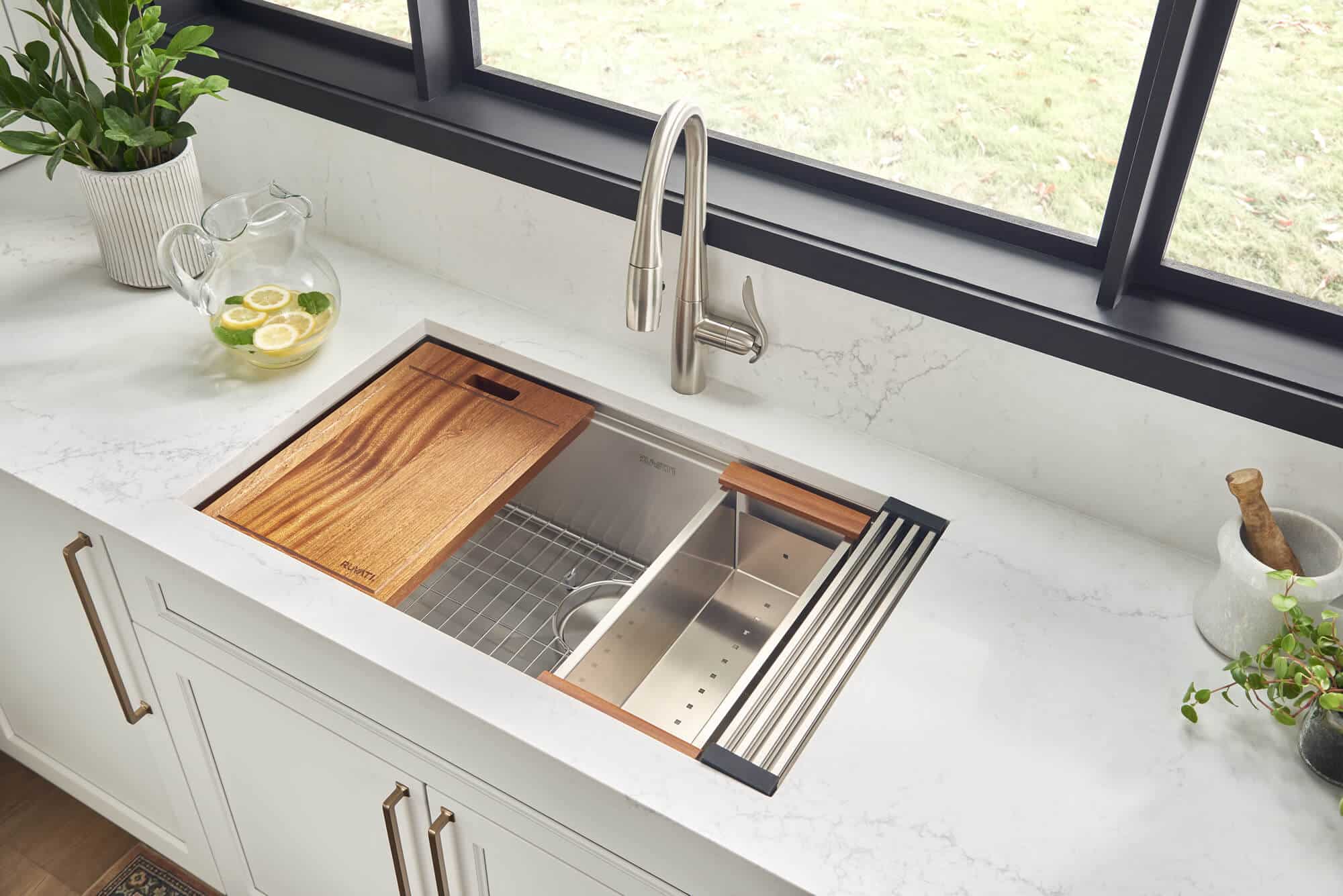 Best Undermount Kitchen Sinks for Granite Countertops: Top Picks!